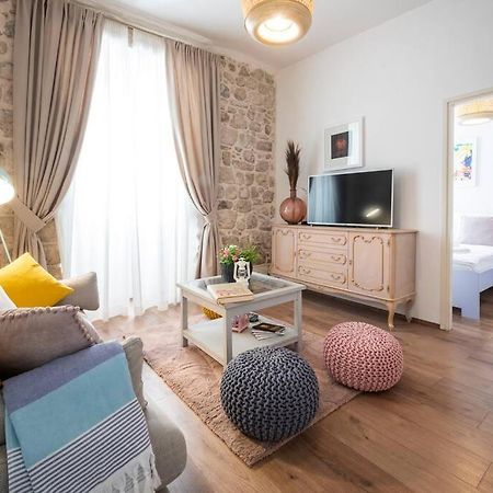 Flora-Heartbeat Old City Three Bedrooms Apartment Ντουμπρόβνικ Εξωτερικό φωτογραφία