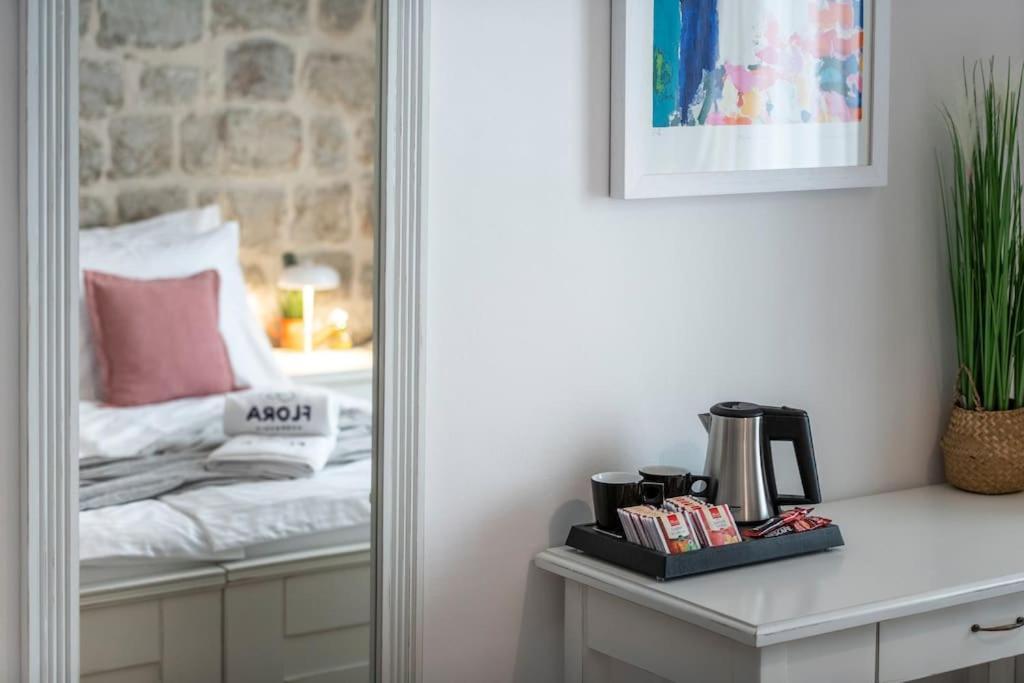 Flora-Heartbeat Old City Three Bedrooms Apartment Ντουμπρόβνικ Εξωτερικό φωτογραφία