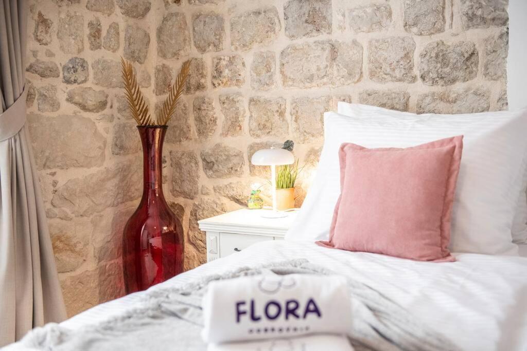 Flora-Heartbeat Old City Three Bedrooms Apartment Ντουμπρόβνικ Εξωτερικό φωτογραφία