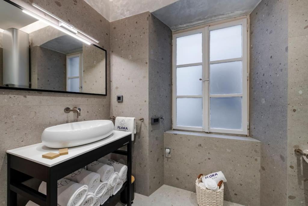 Flora-Heartbeat Old City Three Bedrooms Apartment Ντουμπρόβνικ Εξωτερικό φωτογραφία